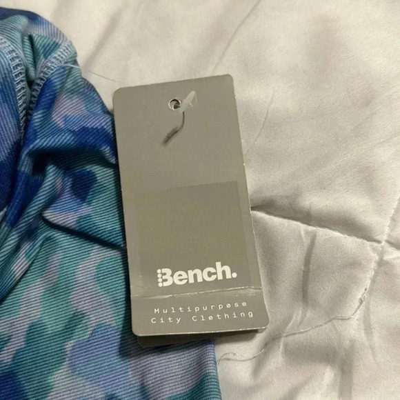 Bench Capri Legging blue camo size small - Picture 5 of 6